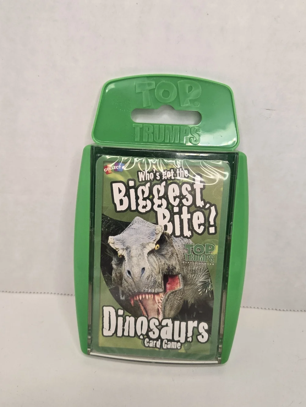 Top Trumps Dinosaurs Card Game - Green Plastic Case Ages 6+ 2-6 Players 15 Min